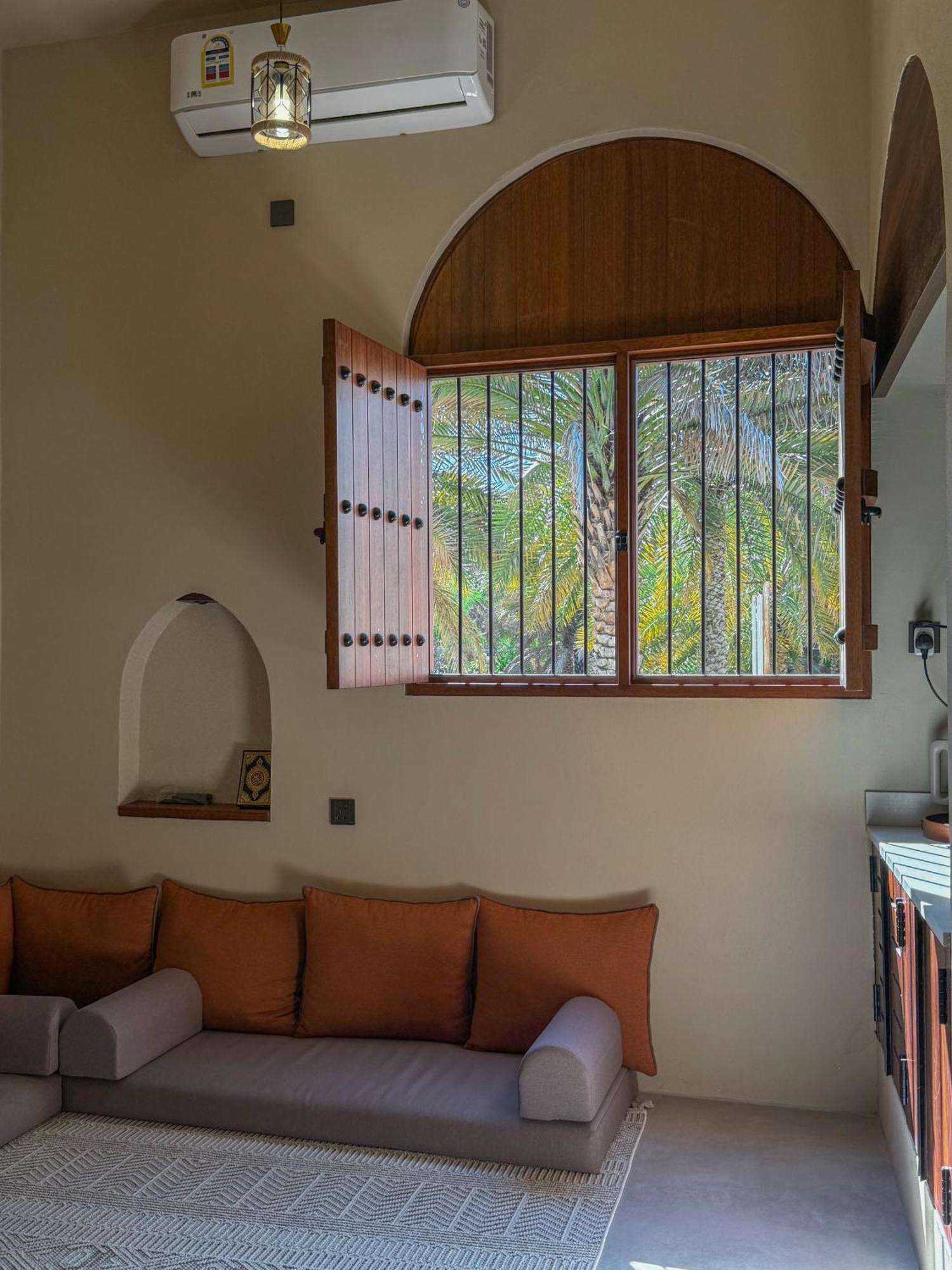بيت أرض الثراء Rich Land House Nizwa Exterior foto
